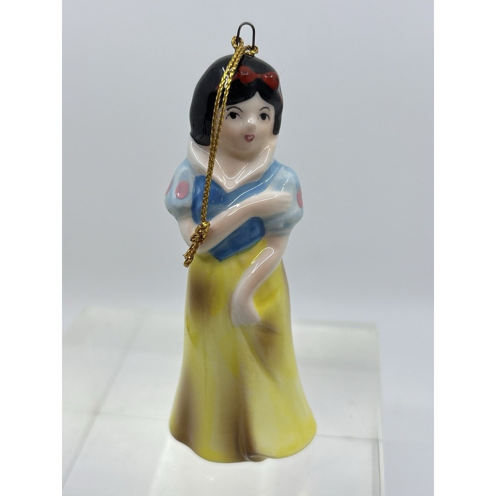 Vintage Disney Japan Snow White Ceramic Ornament